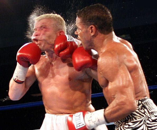 Highspeed cameras catch punches to the face!