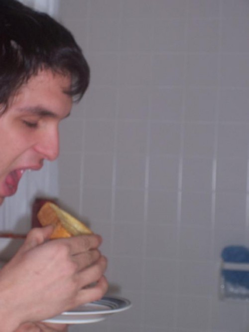 25 Filthy People Eating in the Bathroom