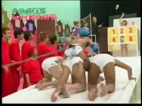 25 Scenese From Japanese Gameshows