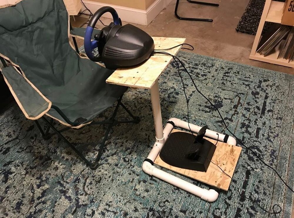 This racing setup combines thriftiness with a little bit of ingenuity for this racing setup.  However, anyone who has sat in those fabric foldable chairs know after about 20 minutes the edges of those chairs start digging into your legs and butt making it quite uncomfortable.