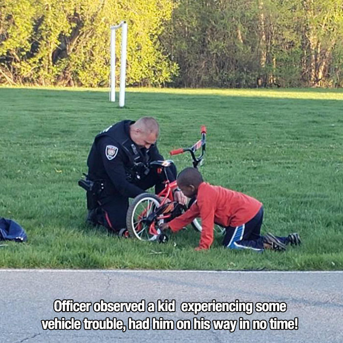 feel good friday wholesome memes - grass - Officer observed a kid experiencing some vehicle trouble, had him on his way in no time!