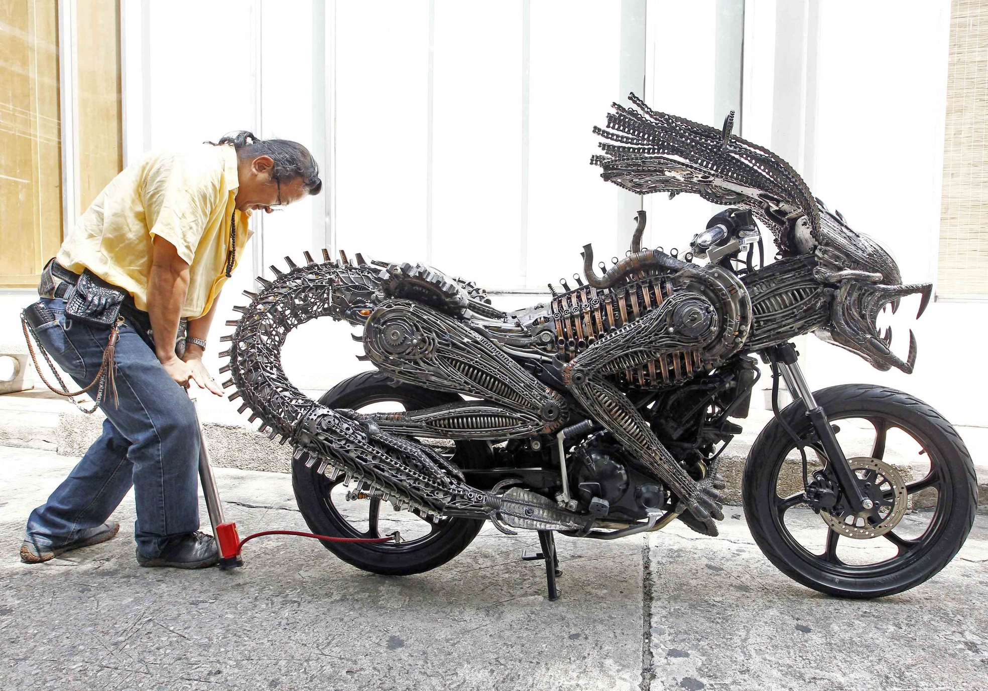Roongrojna Sangwongprisarn's Predator Bike made from recycled parts