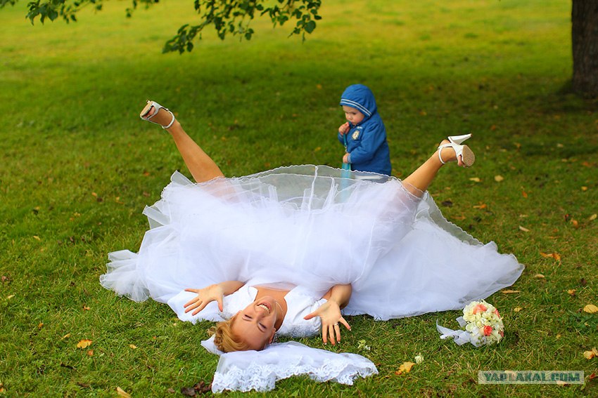 Russian Wedding Photography Fails