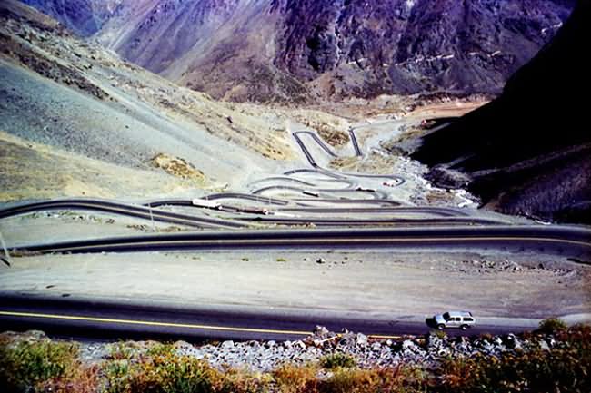 Los Caracoles Pass, Andes