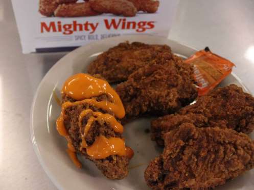 MIGHTY WINGS
Mighty Wings launched for football season in 2013.But the wings failed to reach targets, and McDonald's had to resort to "chicken-wing clearance" to sell them off.