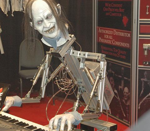 One of the largest horror cons in America: HalloweenShow.com