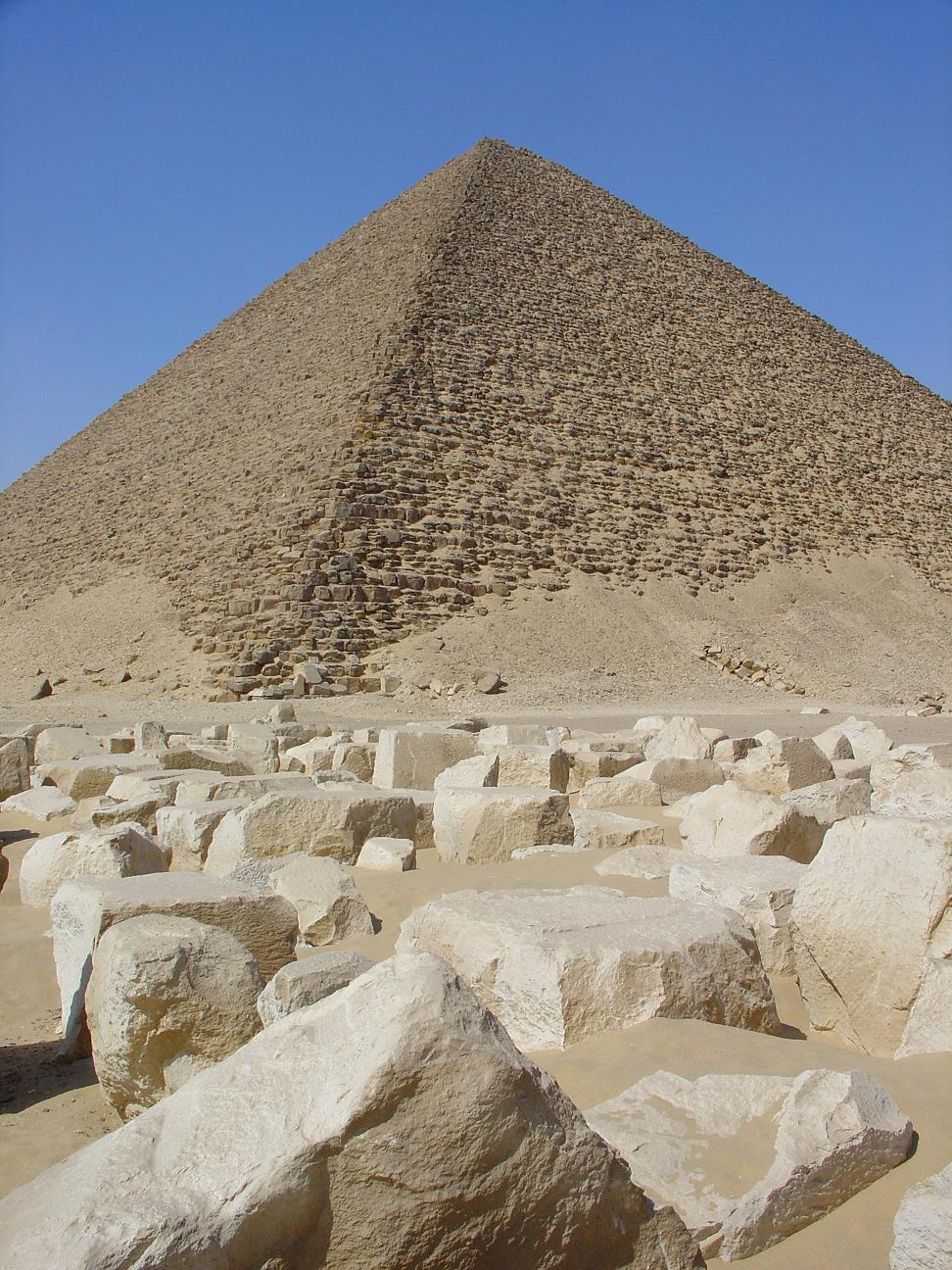 Red Pyramid, Egypt (2600 BC, 105m)