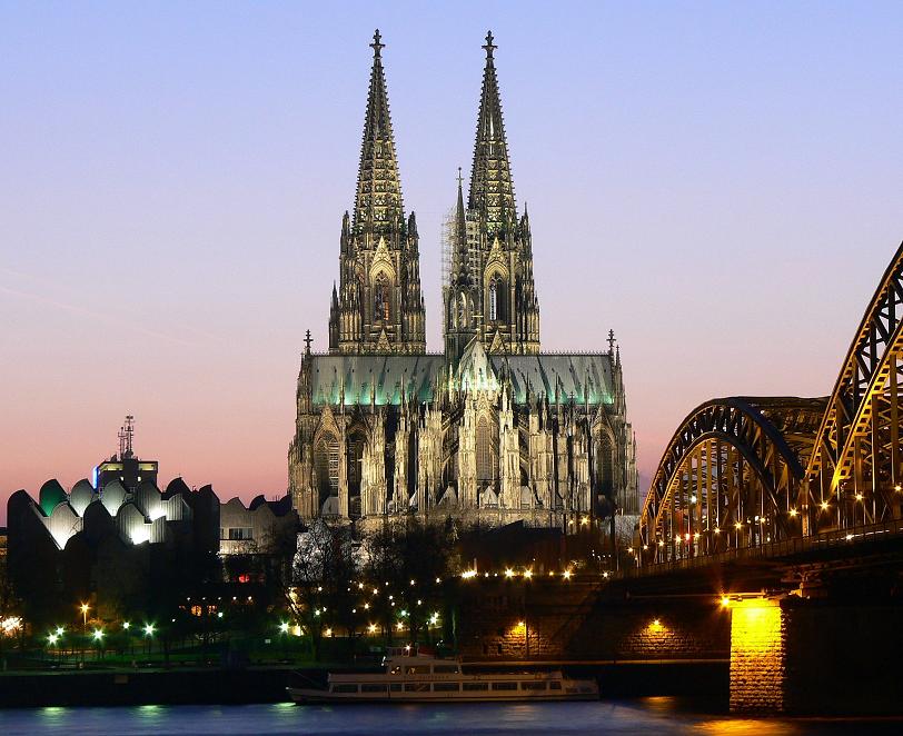 Cologne Cathedral, Germany (1880 AD, 157m)