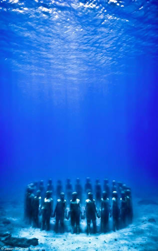 Crazy Underwater Sculpture Art 3