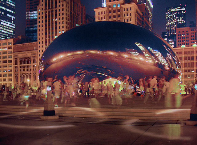 Light Show in Chicago: Cloudgate