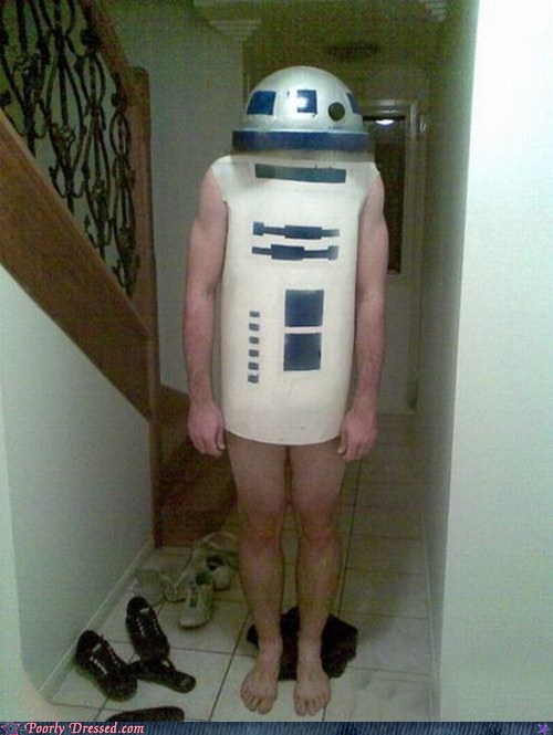 r2d2 cosplay fail - Poorly Dressed.com
