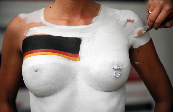 Amazing HOT GIRLS With Body Paint Playing Soccer