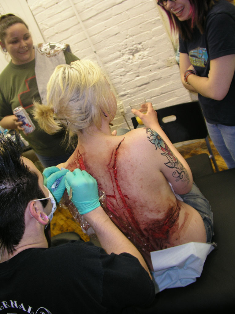 EXTREME "Tattooing"