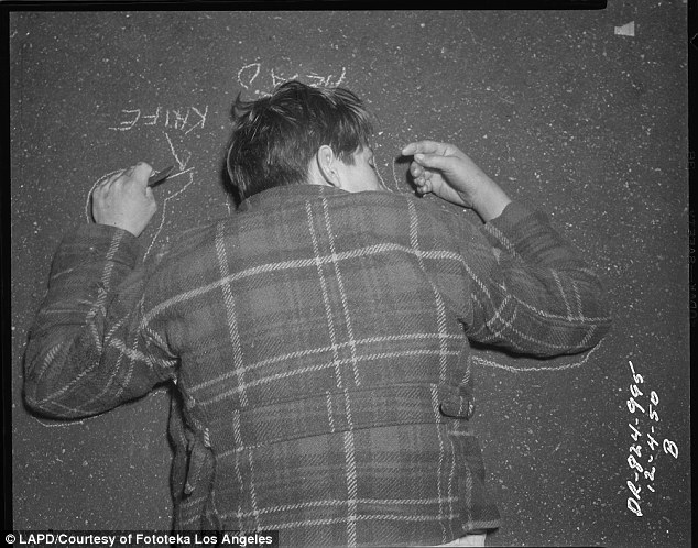 Chalk outline detailing a knife in the victim's hand dated April 12, 1950.