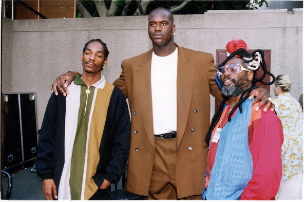 Snoop Dogg, Saquille O'Neal and George Clinton backstage at the VMA's - 1993.