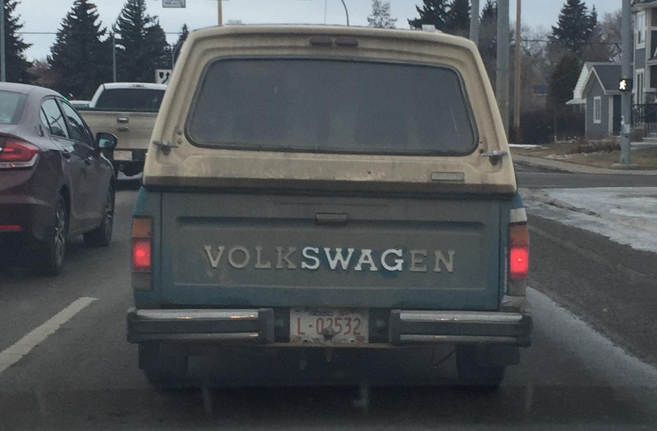 pickup truck - Volkswagen