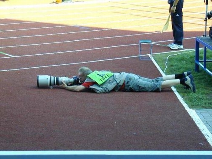 photographer poses funny photography