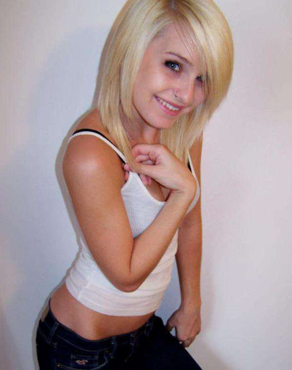 Pretty Blonde Teen - Picture  Ebaums World-4763