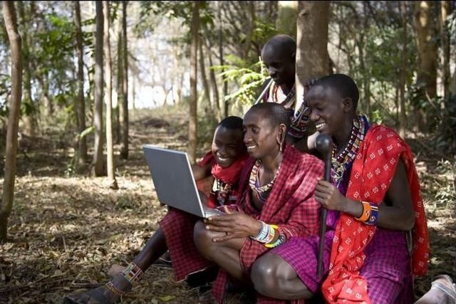 internet in africa - | M p