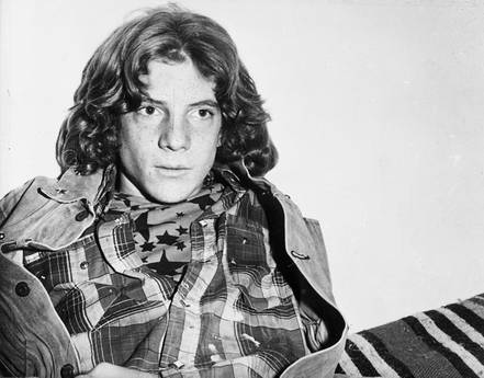 Jean Paul Getty III (4 November 1956 — 5 February 2011). was the eldest of the four children of Paul Getty, Jr. and Abigail (née Harris), and the grandson of oil tycoon Jean Paul Getty. Mutilated of one of his ears during his 1973 kidnapping.