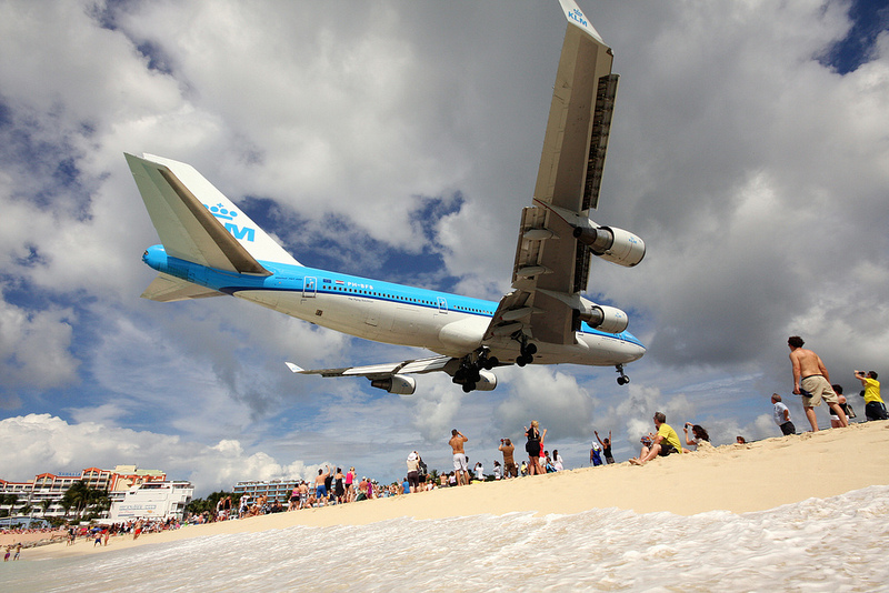 Extreme Plane Spotting at Maho Beach, Saint Martin