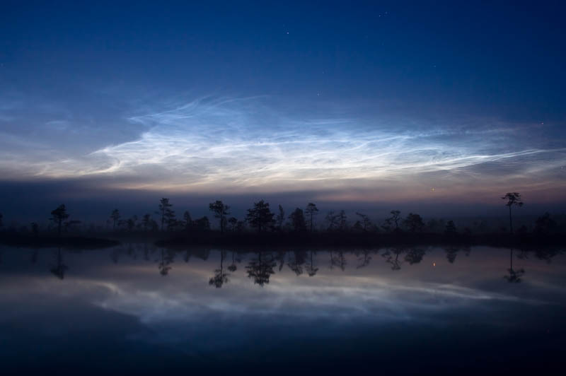 Noctilucent night clouds: Made of crystals of water ice.