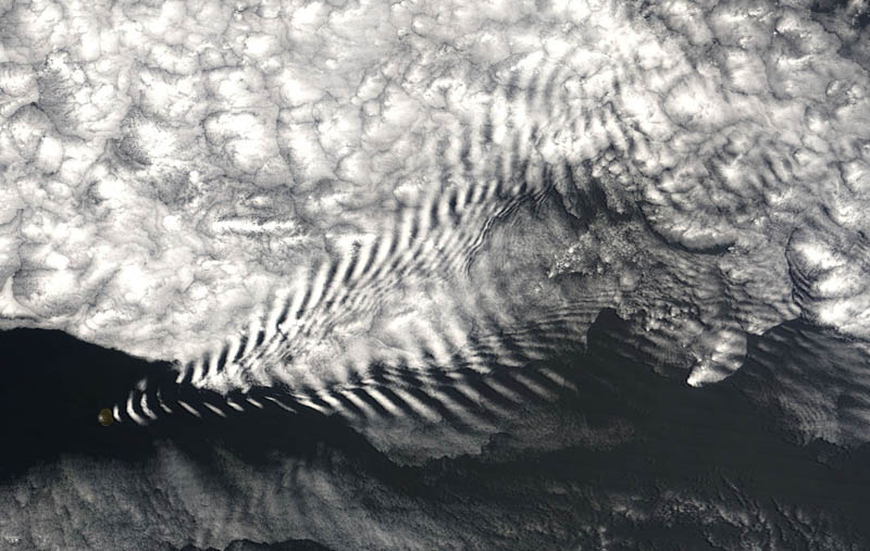 Wave Clouds: If there is enough moisture in the atmosphere, clouds will form at the cooled crests of these waves.