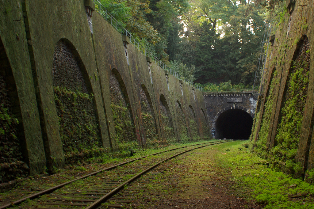 paris abandoned railway