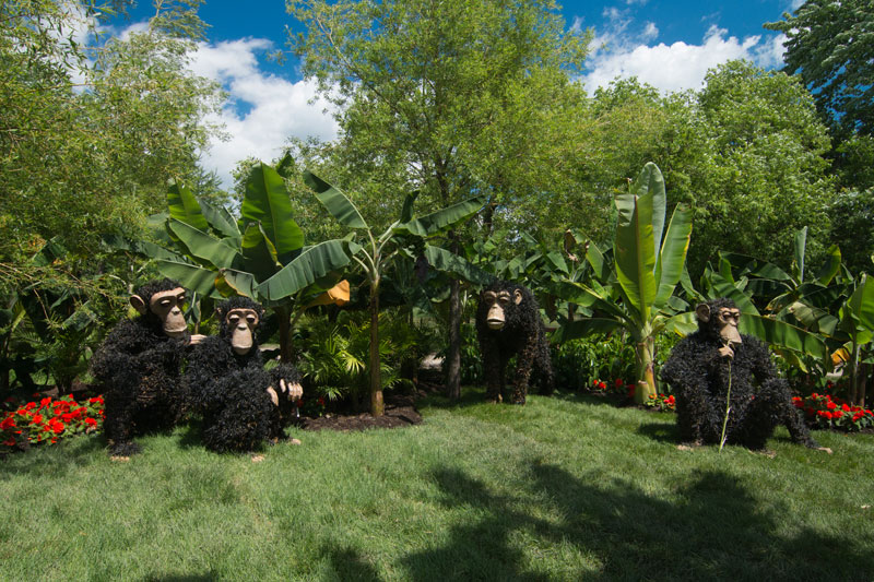 Jaw-Dropping Plant Sculptures from Mosaiculture Intl. 2013