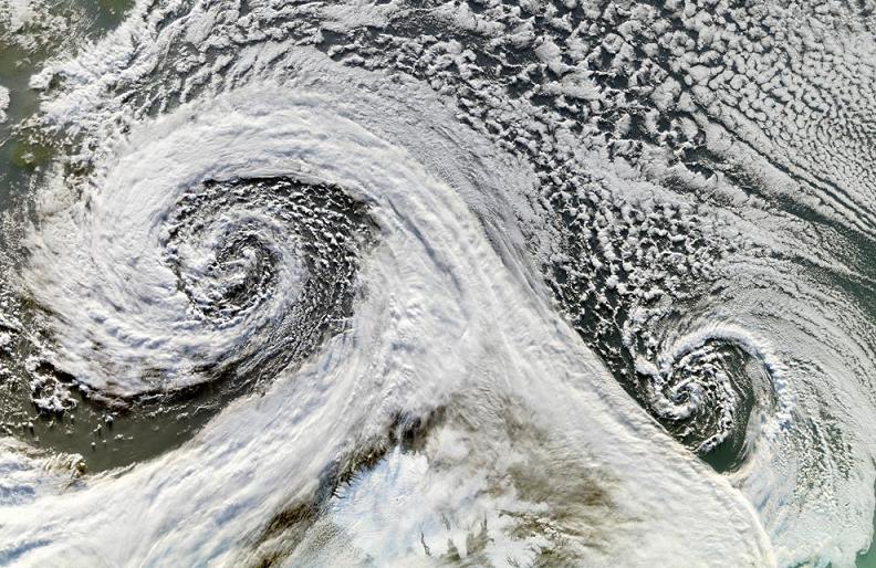 Double Cyclone  Iceland Nov. 2006