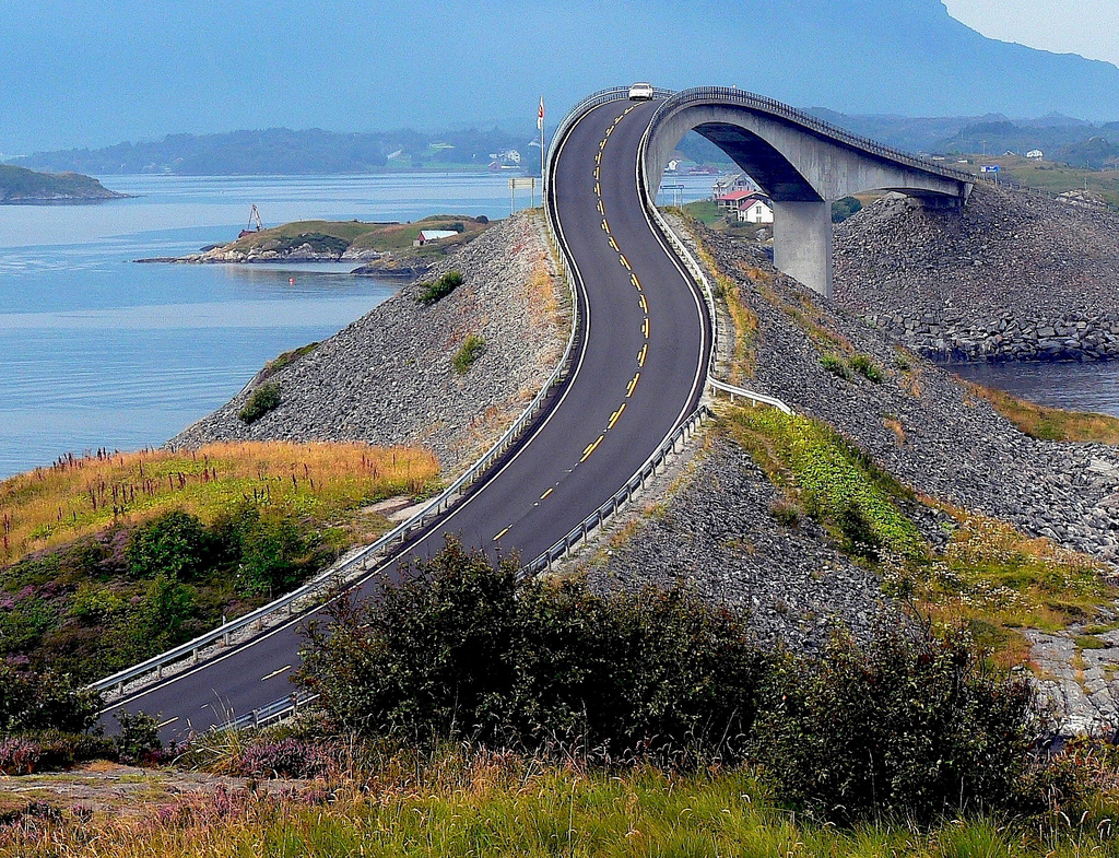 beautiful drives - atlantic ocean road norway