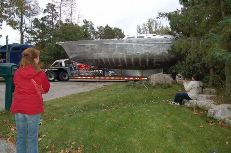 Couple Builds 45' Aluminum Sailboat In Back Yard