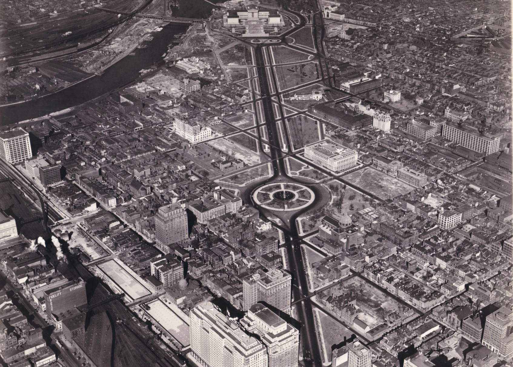 Philadelphia Parkway 1931