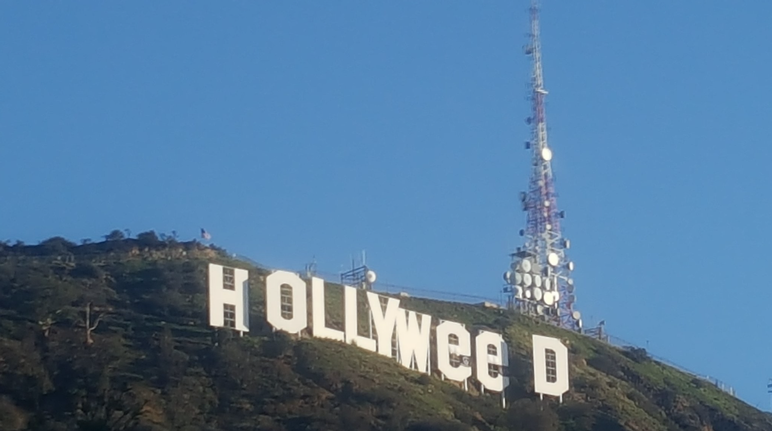Impressive Prankster Changed Hollywood Sign To Read: Hollyweed