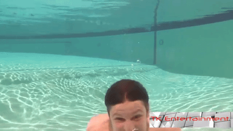 Pool and Summer fails pics and gifs