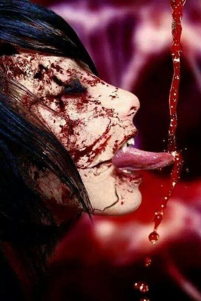 25 sinfully delicious horror and dark pics