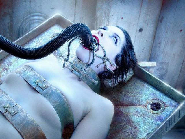 25 sinfully delicious horror and dark pics