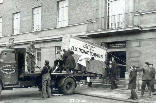 Electronic computer delivery in 1950