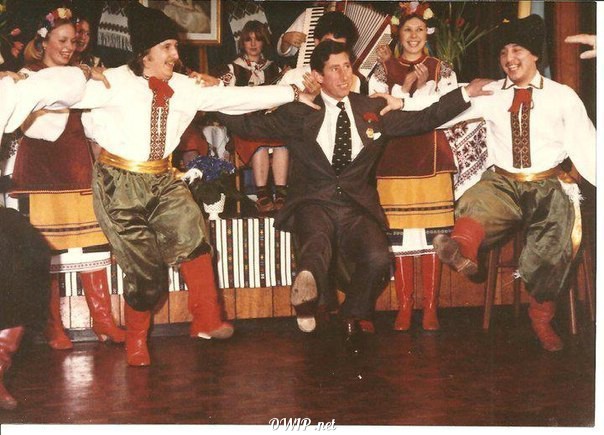 Prince Charles dances gopak
Gopask - national Ukrainian dance
