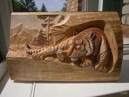 Gorgeous wood carving of a tiger