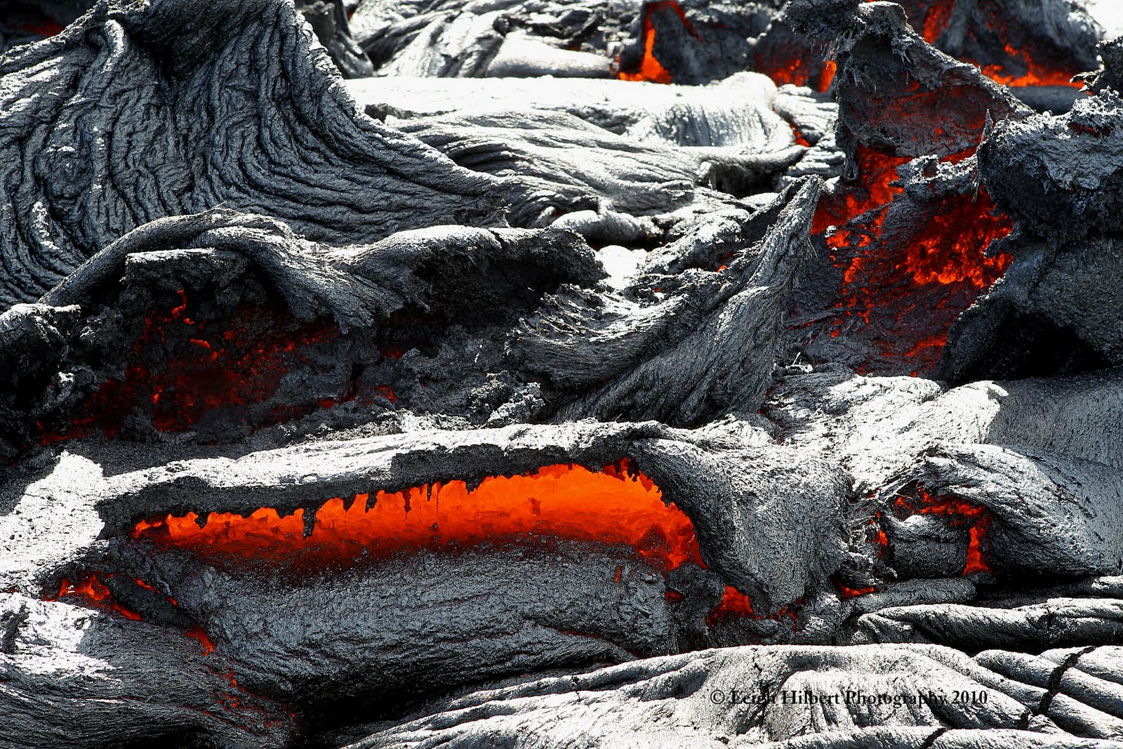 Руби руби лава лава. А4 лава лава лемунтант. Лава лава ДНС. Застывшая вулканическая лава. Лава лава Анапа.