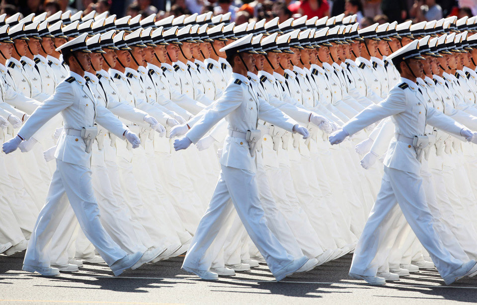 chinese-sailors-march