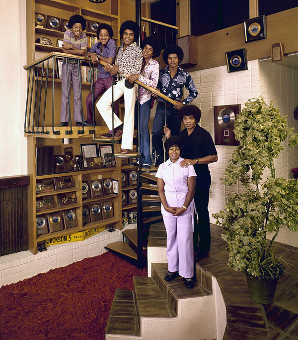 This shot of the Jacksons Marlon, Tito, Jermaine, and Jackie Jackson, Michael, father Joe, and mother Katherine, appeared on the September 24, 1971 cover of LIFE Magazine...