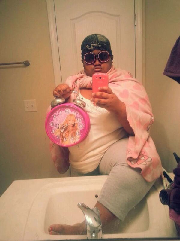 23 people who took selfies to another level