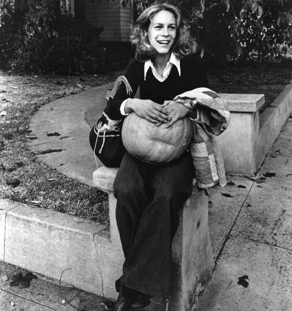 Behind the scenes on the set of horror classic ‘Halloween’