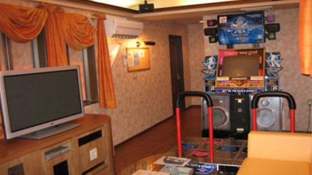 17 Japanese Sex Hotel Theme Rooms
