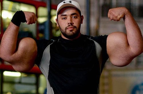 27 BODY BUILDERS THAT MAY HAVE TAKEN IT A BIT TOO FAR!