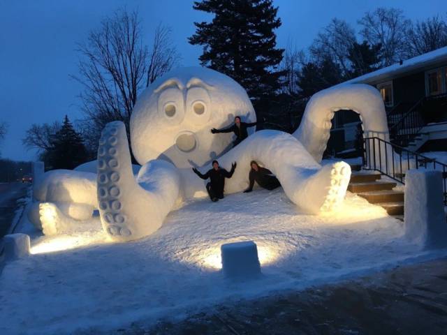 funny minnesota brothers snow sculptures