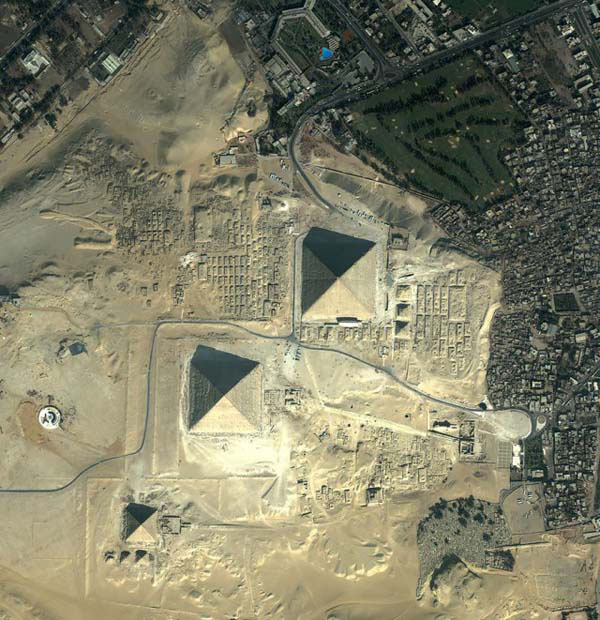 pyramids of giza birds eye view