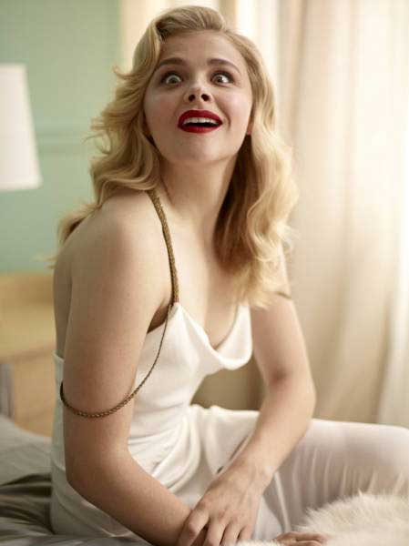 chloe grace moretz awkward